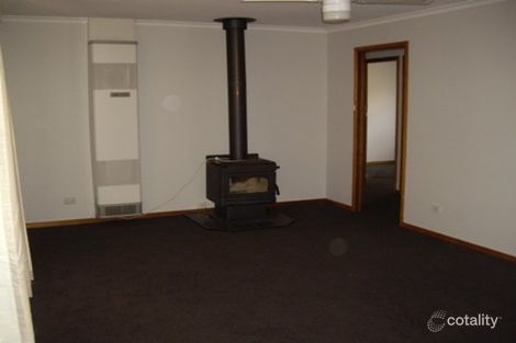 Property photo of 38 Lachlan Crescent Mount Gambier SA 5290