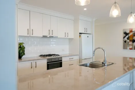Property photo of 41 Graham Drive Kelso NSW 2795