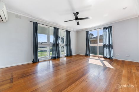 Property photo of 4 Kirra Court Pakenham VIC 3810