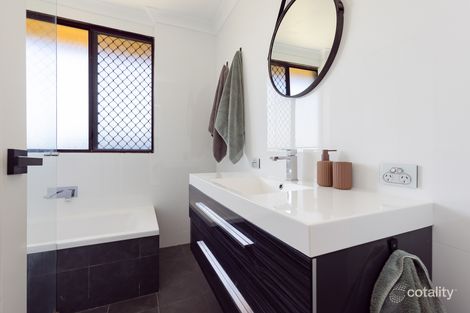 Property photo of 14 Penguin Close Heathridge WA 6027