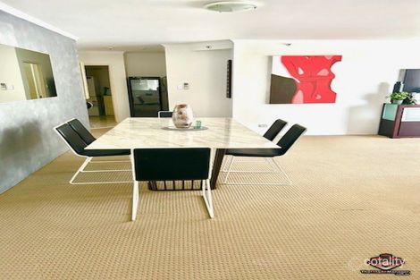 Property photo of 7/11-17 Hughes Avenue Main Beach QLD 4217