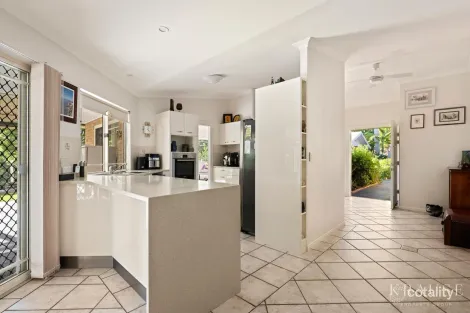 Property photo of 9 Pine Tree Drive West Lake Macdonald QLD 4563