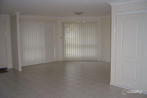 Property photo of 8 Broadhurst Drive Gracemere QLD 4702