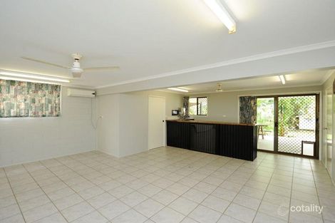 Property photo of 28 Penda Avenue New Auckland QLD 4680