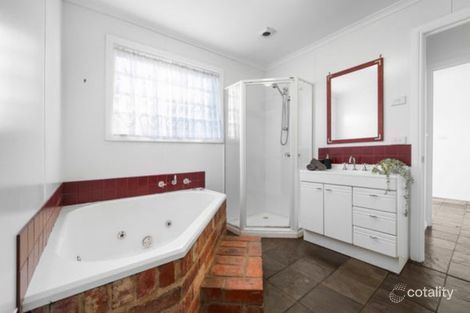 Property photo of 9 Rosemary Close Hoppers Crossing VIC 3029