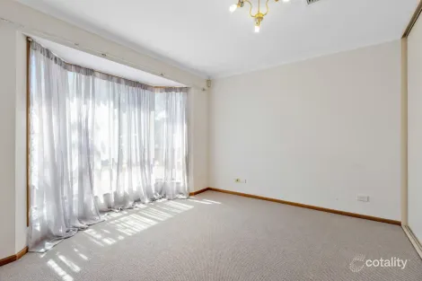 Property photo of 12 Mintbush Place Craigmore SA 5114