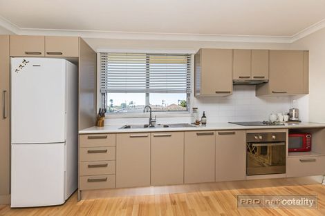 Property photo of 2/22 Railway Road New Lambton NSW 2305
