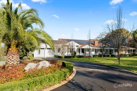 220 Wooralla Dr, Mount Eliza, VIC 3930