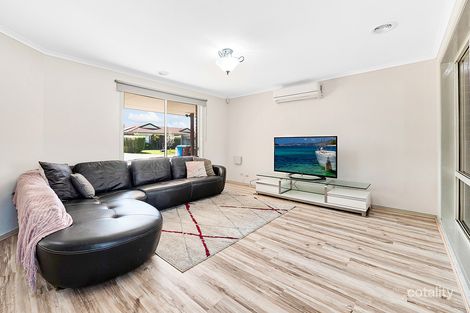 Property photo of 6 Pirita Place Cranbourne West VIC 3977
