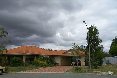 14 Alloway Pl, Seville Grove, WA 6112