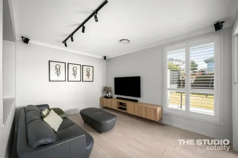 Property photo of 6 Barakee Crescent North Kellyville NSW 2155