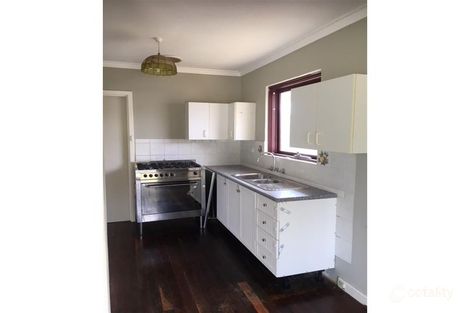 Property photo of 4 Gordon Road Hamilton Hill WA 6163