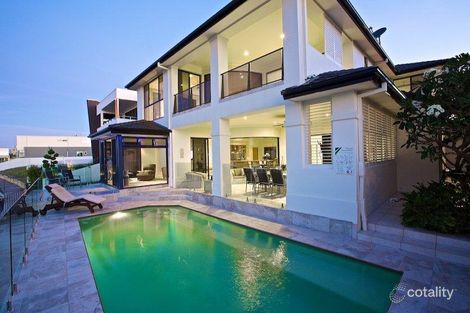 20 Royal Albert Cres, Paradise Point, QLD 4216