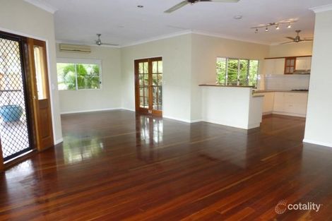 Property photo of 4 Powell Place Bentley Park QLD 4869