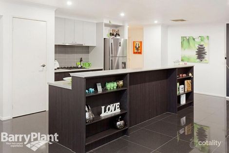 Property photo of 19 Toledo Crescent Point Cook VIC 3030
