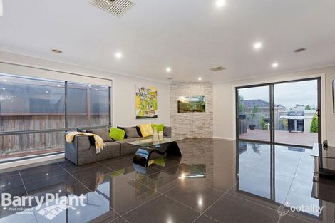 Property photo of 19 Toledo Crescent Point Cook VIC 3030
