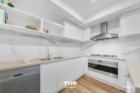 Property photo of 9 Winnipeg Walk Clyde VIC 3978