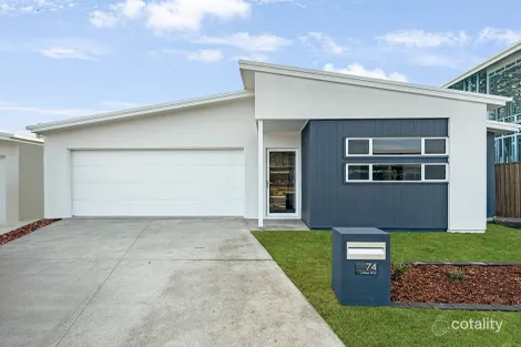 74 College Dr, Palmview, QLD 4553