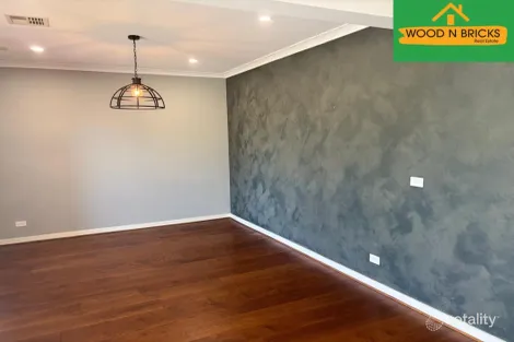 Property photo of 18 Pegasus Road Cranbourne West VIC 3977