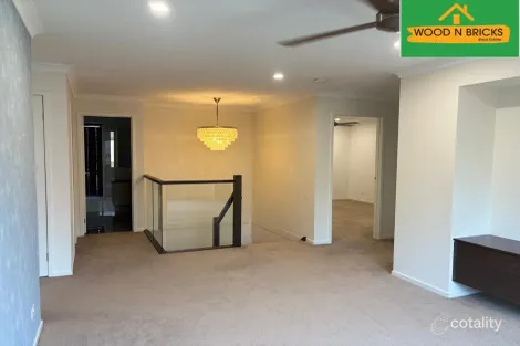 Property photo of 18 Pegasus Road Cranbourne West VIC 3977