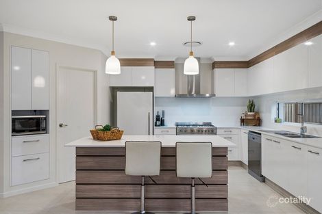 Property photo of 23 Stirling Circuit Pimpama QLD 4209