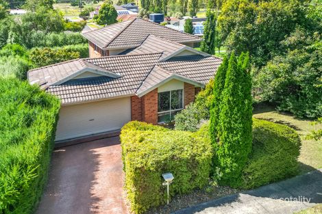 Property photo of 35 Cara Crescent Berwick VIC 3806