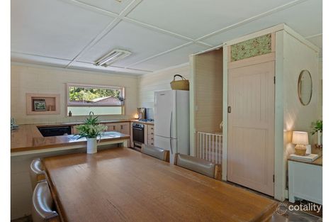 Property photo of 203 Post Office Road Ravensbourne QLD 4352