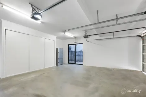 Property photo of 24 Seafarer Court Blacks Beach QLD 4740