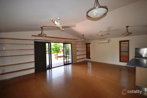 Property photo of 4 Dolphin Crescent Taylors Beach QLD 4850