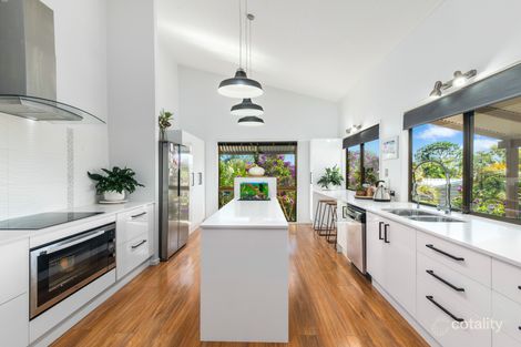 Property photo of 1 Narembeen Place Elanora QLD 4221