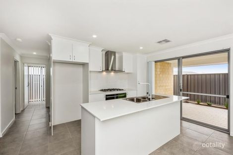 34 Melbourne Loop, Hammond Park, WA 6164