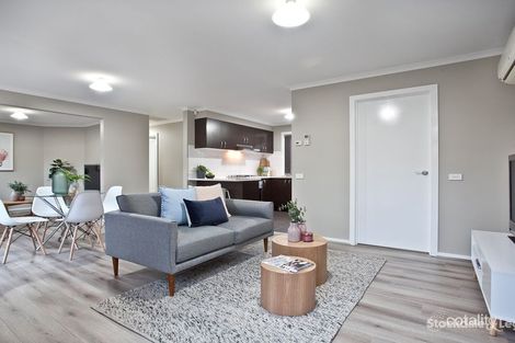 Property photo of 14 Duncombe Park Way Deer Park VIC 3023