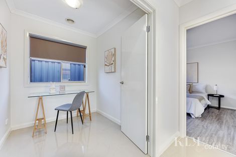 Property photo of 8 Evergreen Crescent Craigieburn VIC 3064