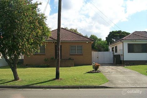 32 Trebartha St, Bass Hill, NSW 2197