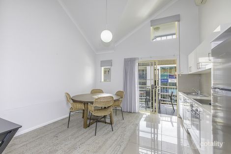 Property photo of 41/85 Deakin Street Kangaroo Point QLD 4169