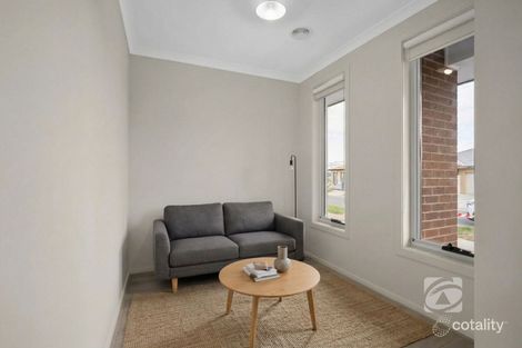 Property photo of 99 Carrera Crescent Clyde VIC 3978