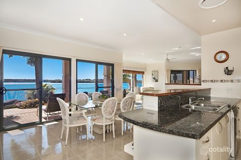 Property photo of 20 Edgewater Close Yamba NSW 2464