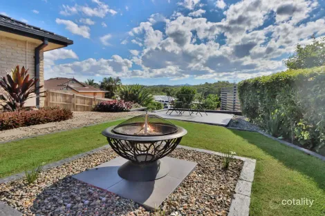 Property photo of 27 Montclare Court Cashmere QLD 4500