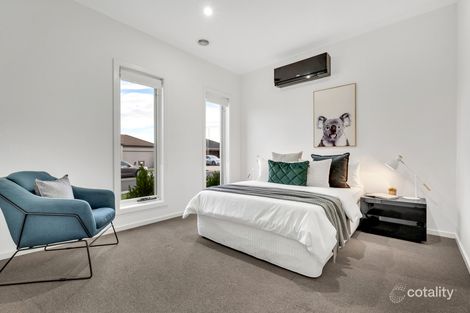 Property photo of 43 Kinglake Crescent Craigieburn VIC 3064