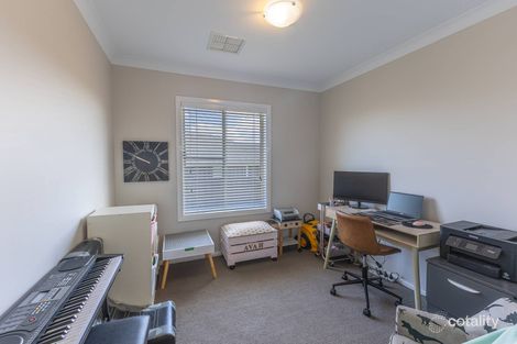 Property photo of 13 Hydrangea Avenue Parkes NSW 2870