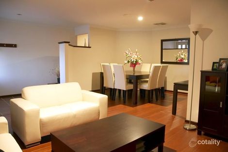 25 Broadbent Loop, Leeming, WA 6149