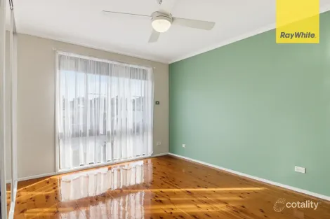 Property photo of 4 Ernst Place Edensor Park NSW 2176