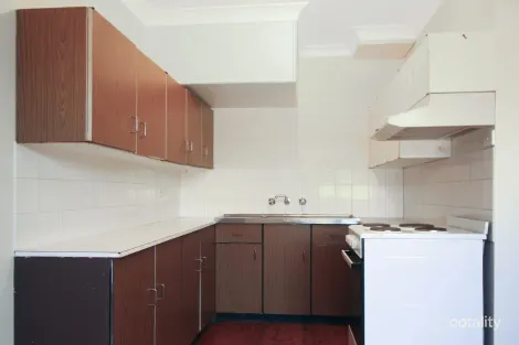 2/7 Louis St, Corrimal, NSW 2518
