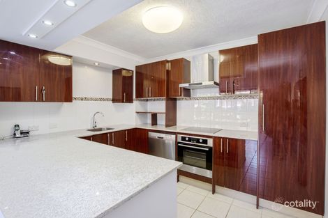 Property photo of 2/20 Commodore Drive Surfers Paradise QLD 4217