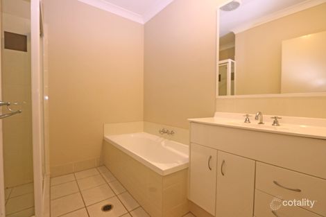 Property photo of 2/10 Pilar Court Molendinar QLD 4214