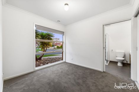 Property photo of 1 Manny Paul Circuit Burnside Heights VIC 3023