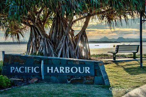 1 Shearwater Cres, Banksia Beach, QLD 4507