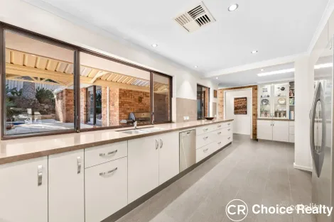 Property photo of 15 Harrington Crescent Leeming WA 6149