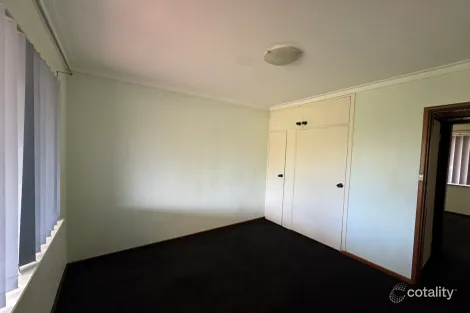 Property photo of 29 Summons Way Warnbro WA 6169