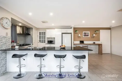 Property photo of 21 Kippilaw Loop Carramar WA 6031
